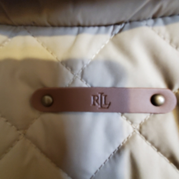 Ralph Lauren Women's Birch Tan. NWT. LARGE. QUILTED - Picture 13 of 14